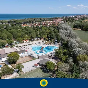 4* Vakantiepark Club Del Sole Adriano Family Collection